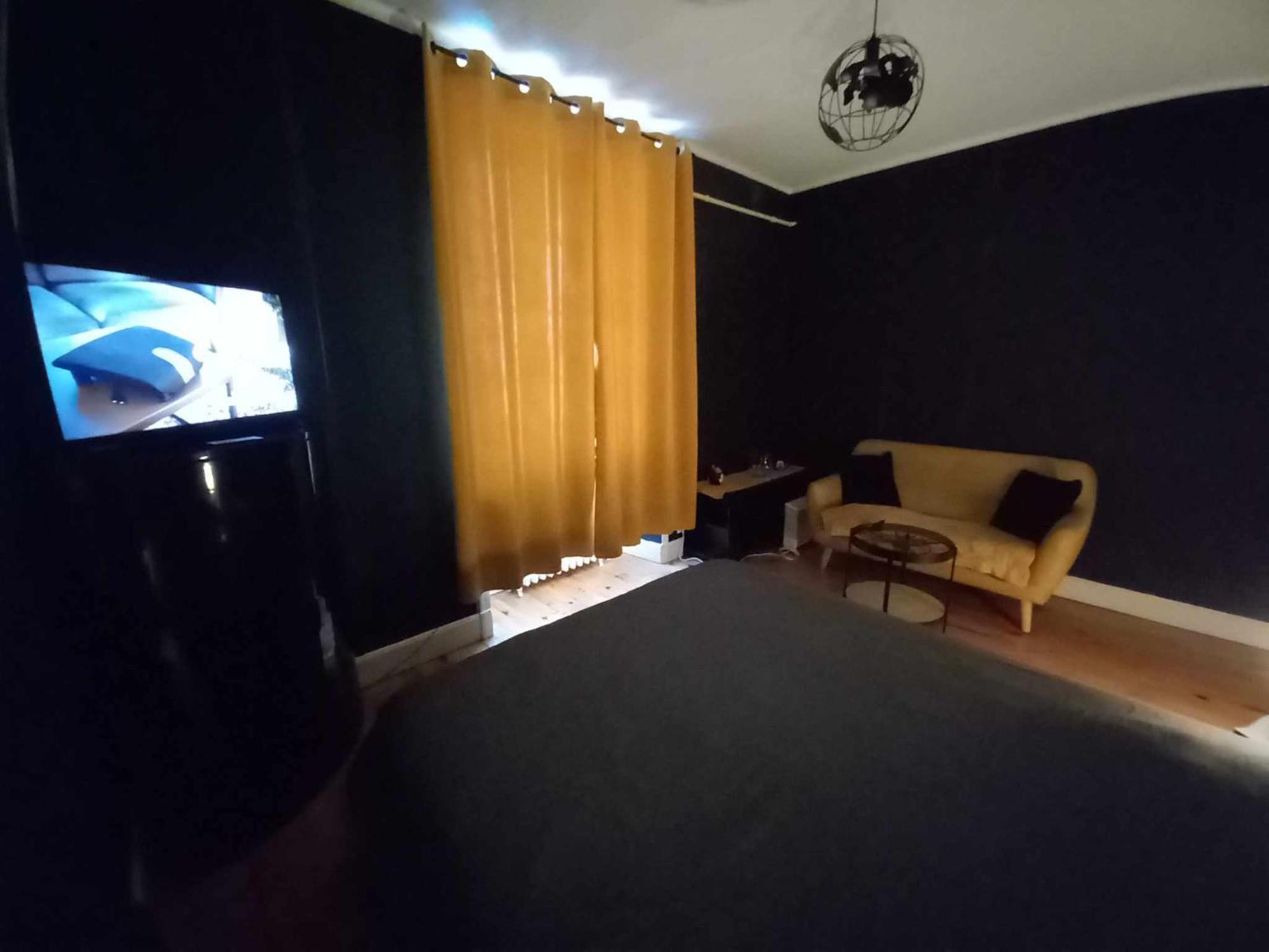 L'Appart De Babou Rez De Chaussee Parking Free Draps Wifi Thiers Exteriör bild